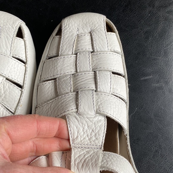 SOFTSPOTS White Pebbled Leather Mary-Janes Super-Comfy Removable Insole Size 10 - Picture 5 of 7